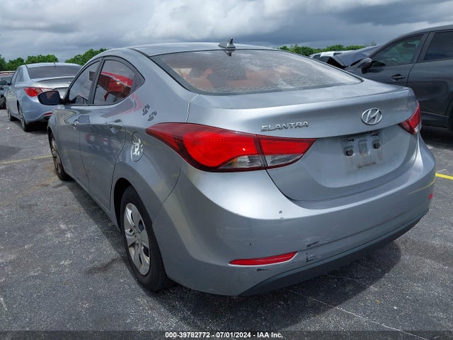 Hyundai ELANTRA SE 2016 5NPDH4AE8GH704892 Image 6