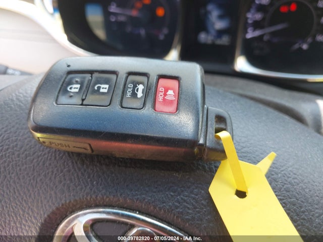 Toyota Avalon Hybrid Limited 2014 4T1BD1EB4EU035777 Image 11