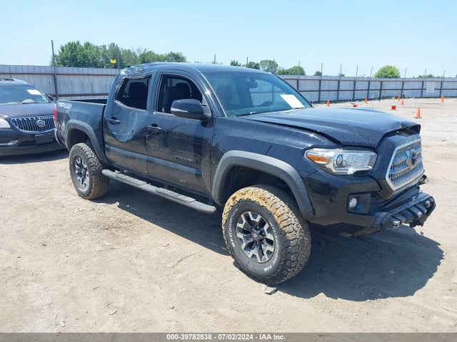 Toyota Tacoma Trd Off Road 2017 5TFCZ5AN7HX118253 головне зображення
