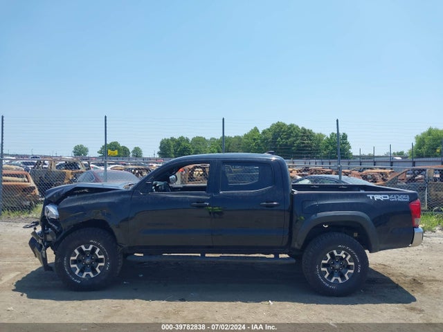 Toyota Tacoma Trd Off Road 2017 5TFCZ5AN7HX118253 Image 14