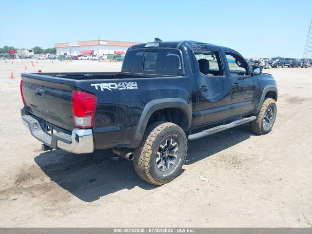 Toyota Tacoma Trd Off Road 2017 5TFCZ5AN7HX118253 Image 4