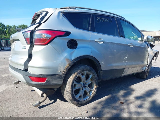 Ford ESCAPE SE 2018 1FMCU9GD6JUA81266 Image 4