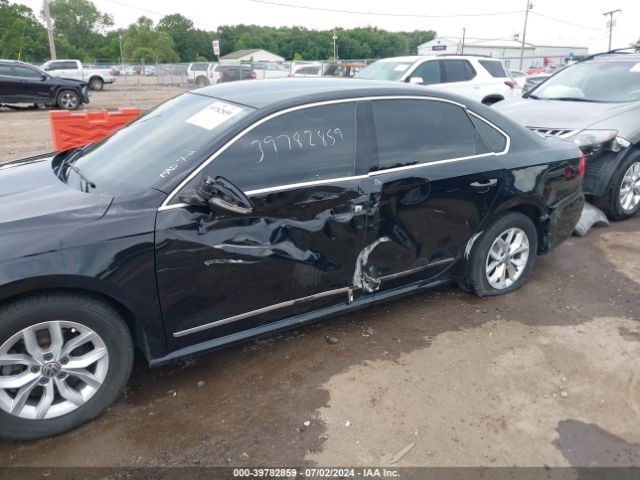 1VWAS7A38GC031244 Volkswagen Passat 1.8t S