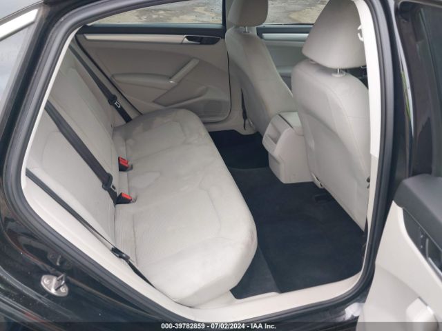 1VWAS7A38GC031244 Volkswagen Passat 1.8t S