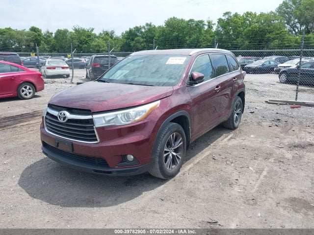 Toyota Highlander Xle V6 2016 5TDJKRFH5GS308417 Image 2