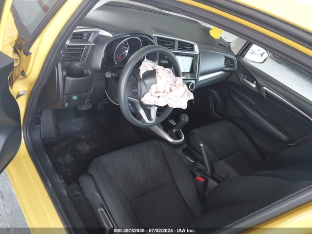 Honda FIT LX 2019 3HGGK5H48KM725988 Image 15