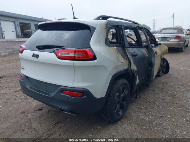 1C4PJMAS7HW503584 Jeep Cherokee Altitude 4x4