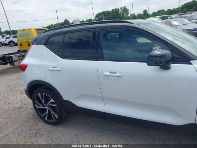 YV4162UM1M2407036 Volvo Xc40 T5 R-design