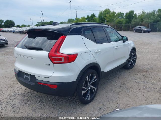 YV4162UM1M2407036 Volvo Xc40 T5 R-design