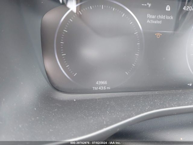 YV4162UM1M2407036 Volvo Xc40 T5 R-design