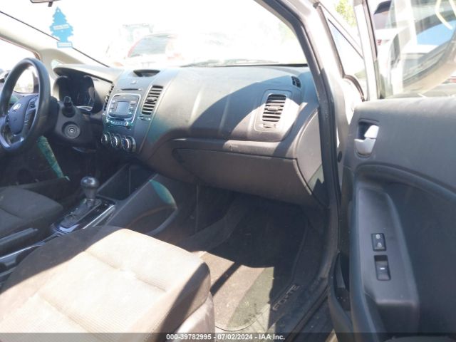 3KPFK4A76HE101358 KIA FORTE LX