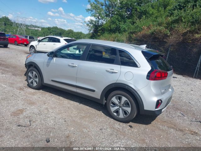 KNDCB3LC0L5396291 KIA NIRO LX