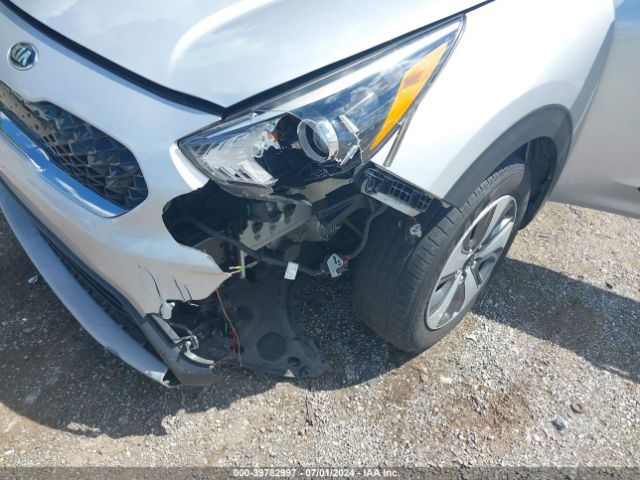KNDCB3LC0L5396291 KIA NIRO LX