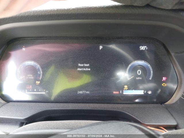 1C4RJJAG8P8835541 Jeep Grand Cherokee L Laredo 4x2