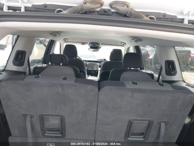 1C4RJJAG8P8835541 Jeep Grand Cherokee L Laredo 4x2