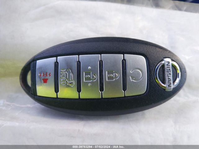 5N1DR2MM2JC631859 Nissan Pathfinder Sl