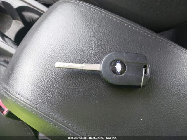 1FADP3K23FL335702 Ford FOCUS SE