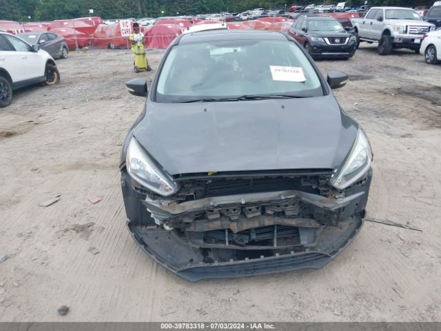 1FADP3K23FL335702 Ford FOCUS SE