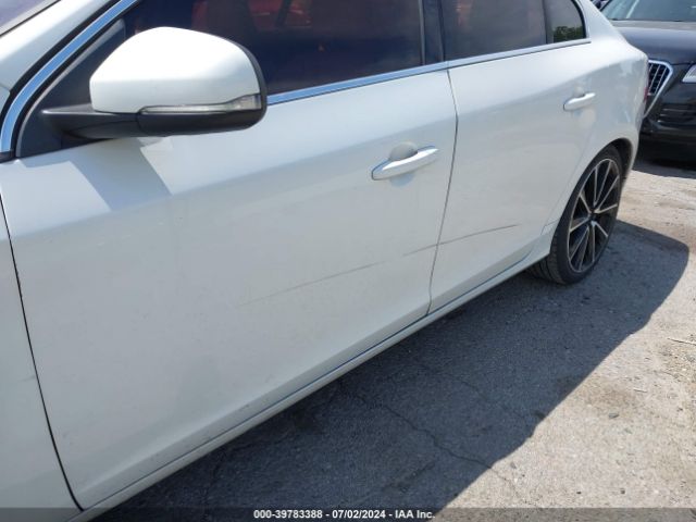 YV126MFK8G2411808 Volvo S60 T5 Drive-e Premier