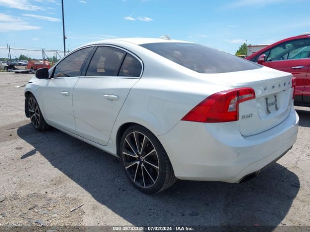 YV126MFK8G2411808 Volvo S60 T5 Drive-e Premier