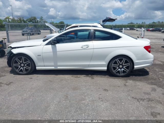 WDDGJ4HB0EG284887 Mercedes-Benz C 250