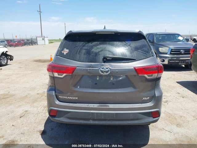 Toyota Highlander Xle 2018 5TDKZRFH8JS534460 Image 16