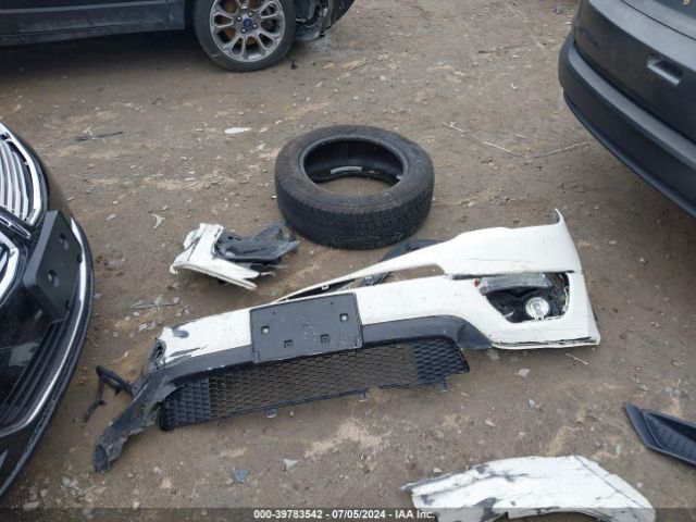 3C4NJCBB9JT488601 Jeep Compass Latitude Fwd