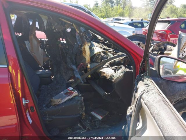 JTMRFREV9FJ014108 Toyota Rav4 Xle