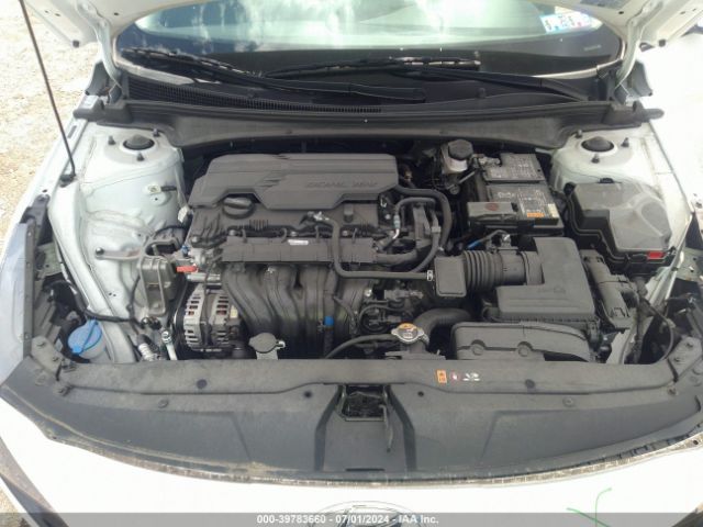 5NPLL4AG6NH075321 Hyundai ELANTRA SE