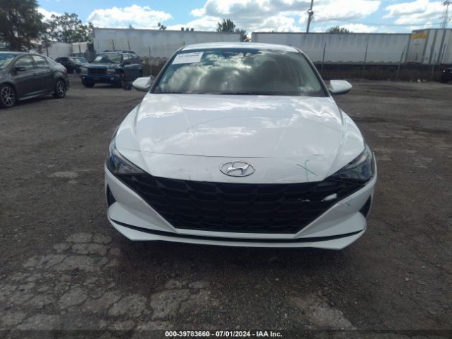 5NPLL4AG6NH075321 Hyundai ELANTRA SE