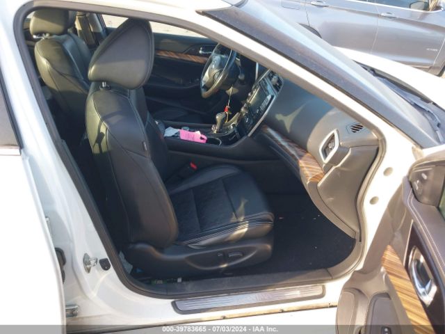 1N4AA6AP8HC450852 Nissan Maxima 3.5 Platinum