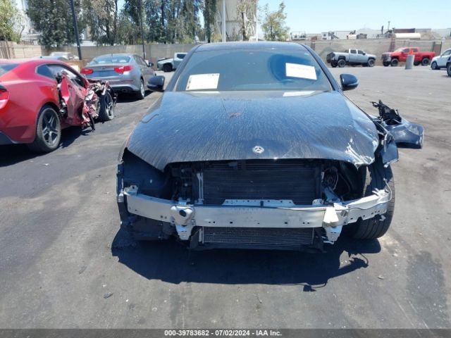 WDDZF4JB2JA338532 Mercedes-Benz E 300
