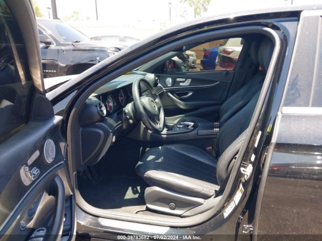 WDDZF4JB2JA338532 Mercedes-Benz E 300