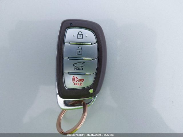 KMHD84LF7JU728275 Hyundai Elantra Limited