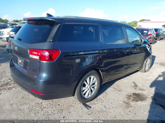 KIA SEDONA LX 2017 KNDMB5C10H6281318 Image 4