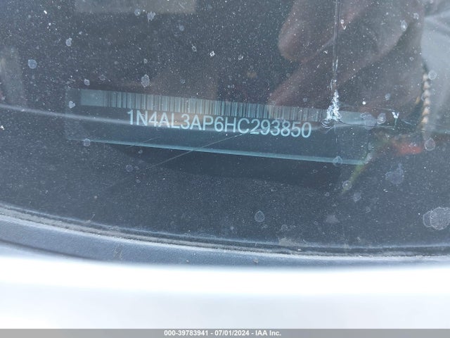 Nissan Altima 2.5 Sv 2017 1N4AL3AP6HC293850 Image 9