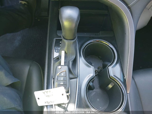 4T1G11AK3LU936768 Toyota CAMRY SE