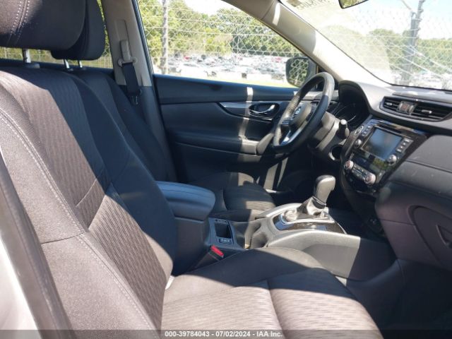 KNMAT2MV6LP522639 Nissan Rogue Sv Intelligent Awd