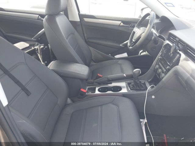 1VWSA7A35NC002076 Volkswagen Passat 2.0t Se