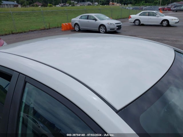 Toyota COROLLA LE 2018 5YFBURHE1JP764660 Image 6