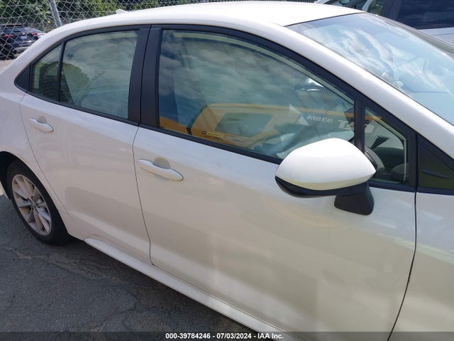 Toyota COROLLA LE 2022 JTDVPMAE4NJ197209 Image 13