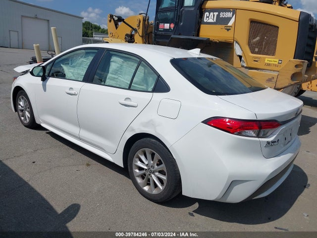 Toyota COROLLA LE 2022 JTDVPMAE4NJ197209 Image 3