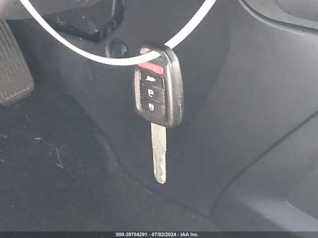 2HKRM3H33FH552633 Honda CR-V LX
