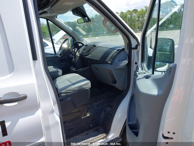 Ford Transit-150 2017 1FTYE2CM7HKA70920 Image 5