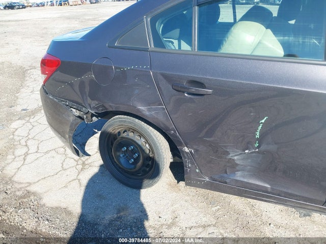 Chevrolet Cruze Ls Auto 2014 1G1PA5SG8E7447105 Image 6