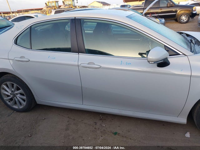 Toyota CAMRY LE 2023 4T1C11AKXPU084293 Image 13
