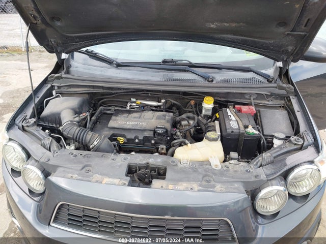 Chevrolet Sonic Ltz Auto 2015 1G1JE6SB3F4120991 Image 10