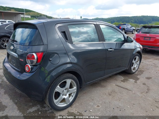 Chevrolet Sonic Ltz Auto 2015 1G1JE6SB3F4120991 Image 4