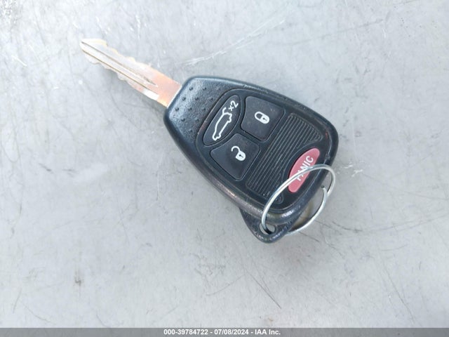 Продажа на аукционе авто 2012 Chrysler 200 Lx, vin: 1C3CCBAB2CN105117, номер лота: 39784722