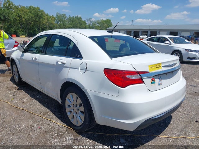 Продажа на аукционе авто 2012 Chrysler 200 Lx, vin: 1C3CCBAB2CN105117, номер лота: 39784722